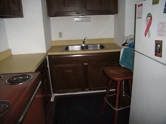 4th image of 320 Circle Ave APT 501