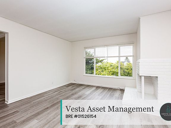 3rd image of 324 32nd Ave #6