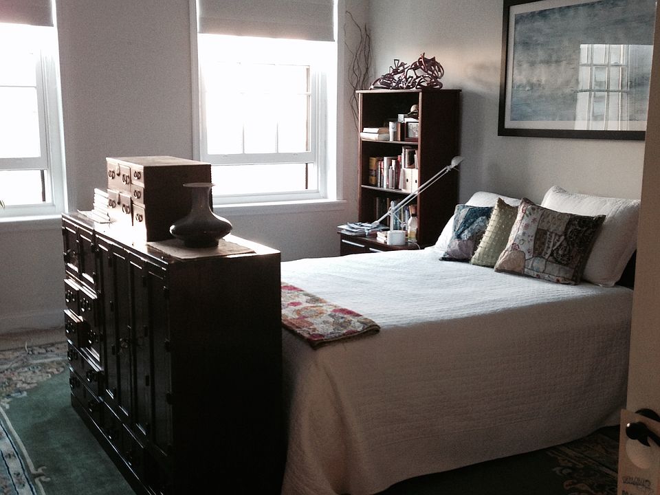 Large Bedroom w/New Windows