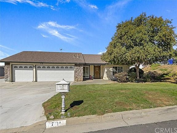 3rd image of 7711 Lippizan Dr