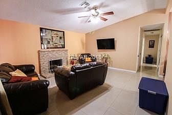 4th image of 6571 Baywood Ave