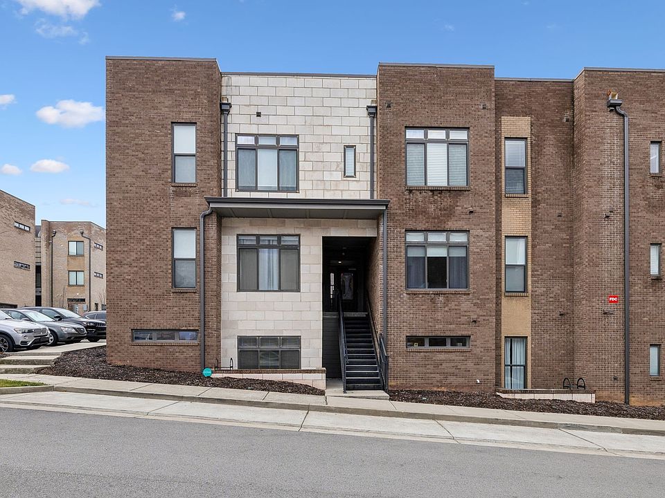 1st image of 1609 Marshall Hollow Dr APT 104