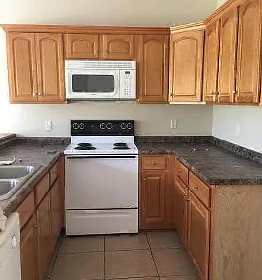 8592 Spring Ave #A — Photo 2