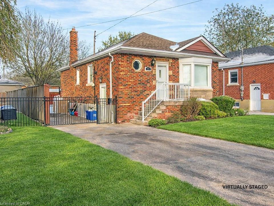1st image of 773 Queensdale Ave E