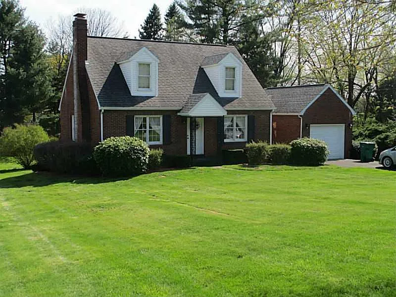 110 Shanahan Rd photo 1