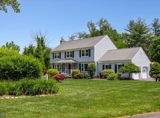 293 Pittstown Rd, Pittstown, NJ 08867