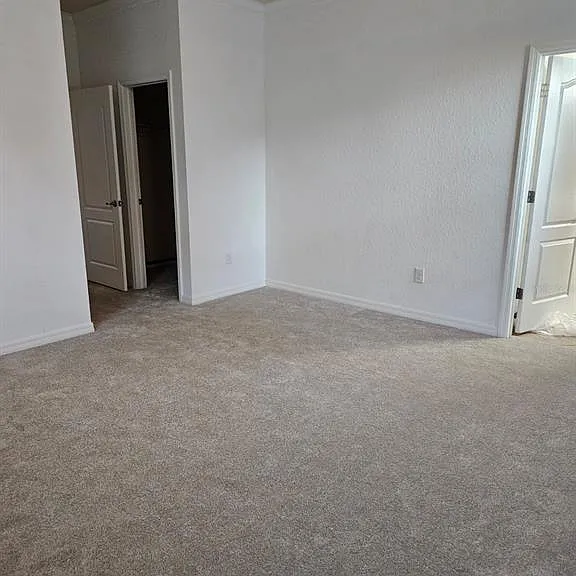 12324 Canavese Ln — Photo 28