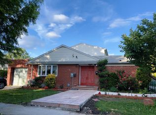 4563 218th St, Bayside, NY 11361