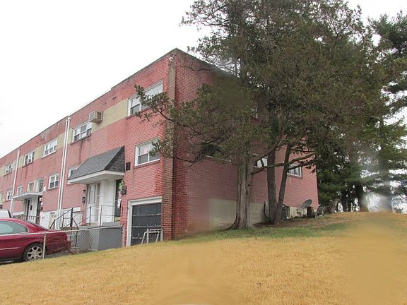 3rd image of 2031 Ravenwood Dr