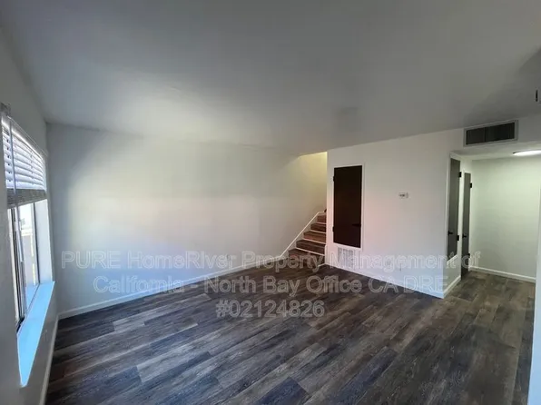 104 Laws Ave APT C, Ukiah, CA 95482