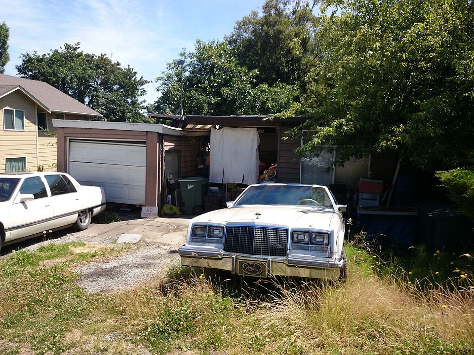 1st image of 5922 32nd Ave S