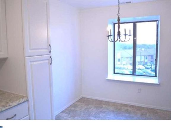 5th image of 7407 Hilltop Dr #133