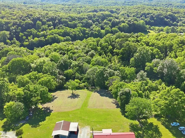 8526 Crawley Hill Rd, Mt Pleasant, TN 38474