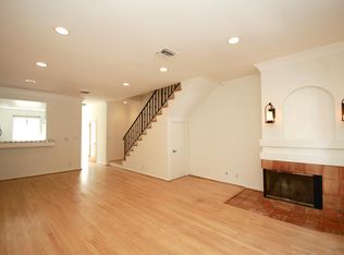 8228 Fountain Ave #107, Los Angeles, CA 90046