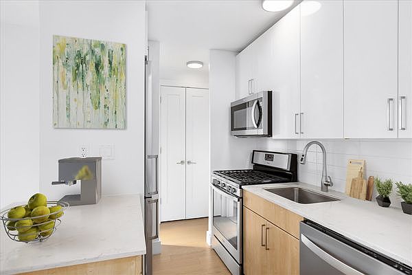2nd image of 630 Lenox Ave #17RR