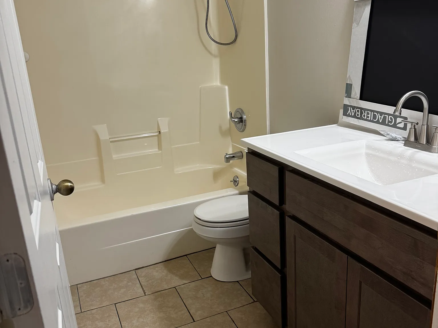 16720 Benedict Dr — Photo 2