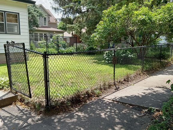 4th image of 4350 Girard Ave N