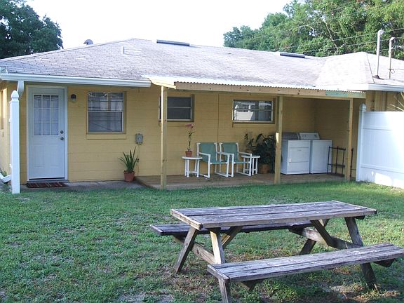 3rd image of 1800 Biscayne Dr APT 2