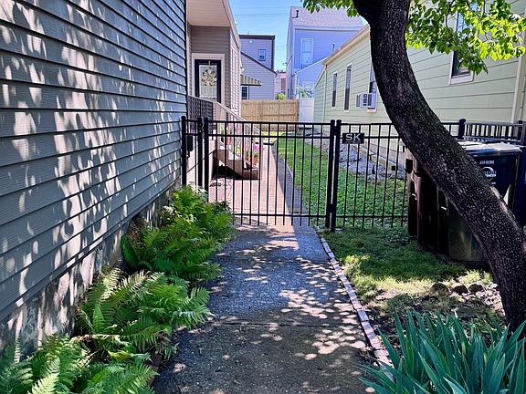 3rd image of 319 Berry Ave