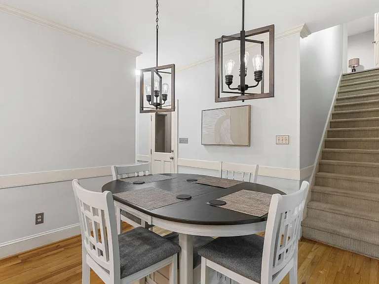5008 Wood Valley Dr — Photo 12