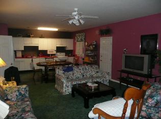 1801 Ashfield Ln, Louisville, KY 40220