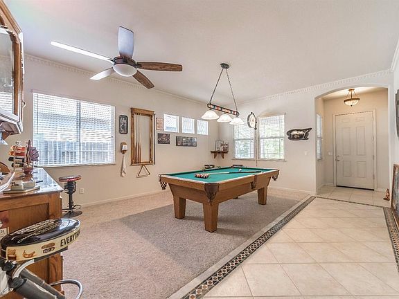 4th image of 523 Aspen Meadows Way