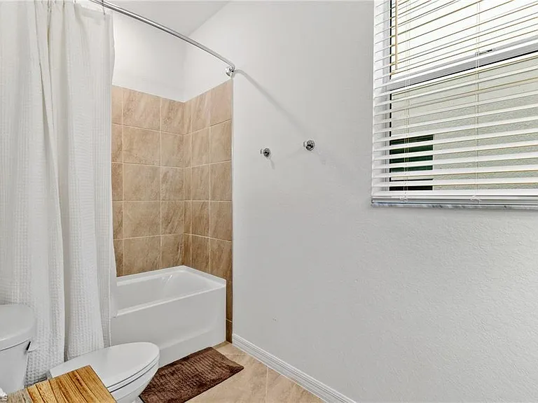 2516 Kona Way — Photo 22