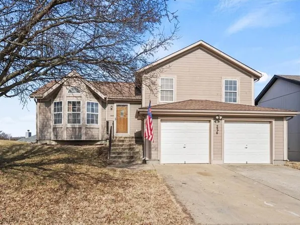 224 NW 113th St, Kansas City, MO 64155