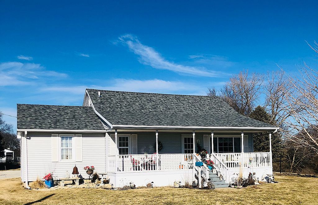 1307 Knox Highway 8, Knoxville, IL 61448 Zillow