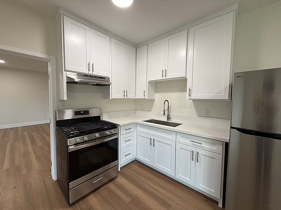 5th image of 1119 N Coronado St APT 106
