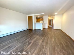 1791 Eldorado Dr #14221876, Green Bay, WI 54302