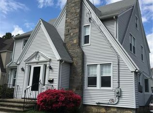 694 Wilcoxson Ave, Stratford, CT 06614