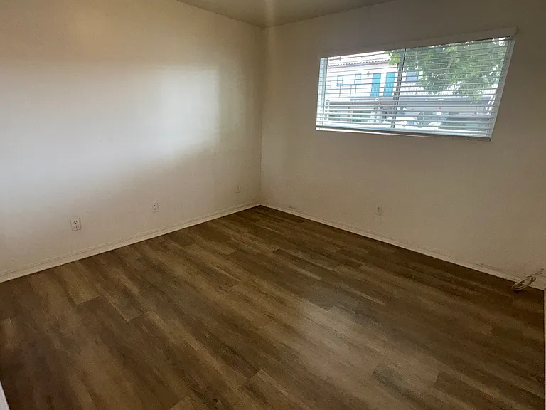 155 Magnolia Ave #I — Photo 9