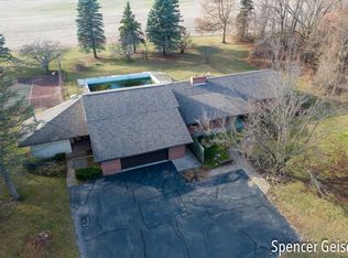 5529 Lincoln Lake Ave NE, Belding, MI 48809