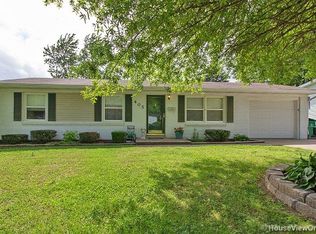 405 Harvard Dr, Scott City, MO 63780