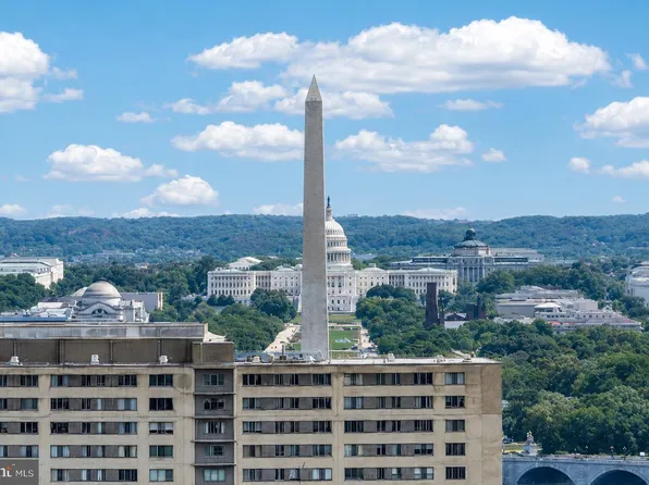 1301 N Courthouse Rd APT 1803, Arlington, VA 22201