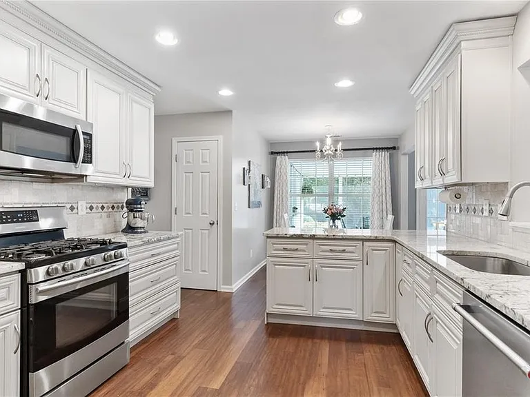 4735 Bryn Ridge Ct — Photo 19