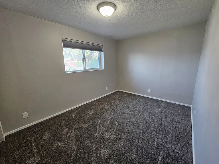435 W 1250 S — Photo 20