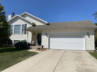 1505 Dublin Dr, Normal, IL 61761