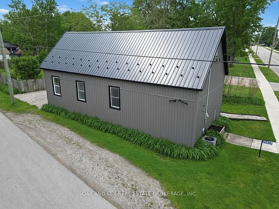 2nd image of 22933 Hagerty Rd