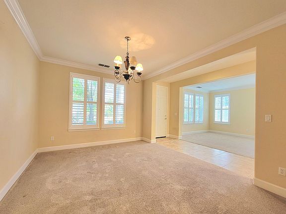 4th image of 7014 Hearst Dr