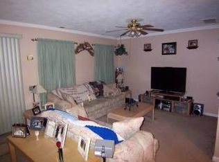 162 Artist Lake Dr, Middle Island, NY 11953