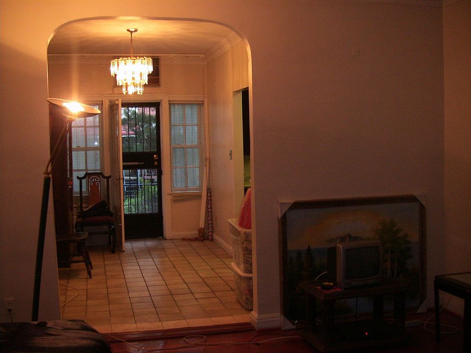 2nd image of 1293 E 48th St