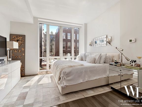 4th image of 130 W 20th St APT 9A