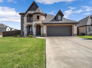 303 Hidden Cove Dr, Ponder, TX 76259
