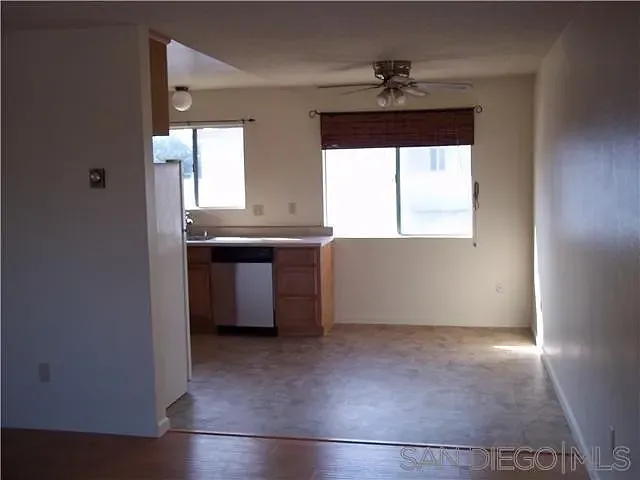 2 bed, 1.0 bath, 850 sqft, $2,495 — Photo 3