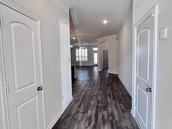3rd image of 1211 Amber Dawn Dr