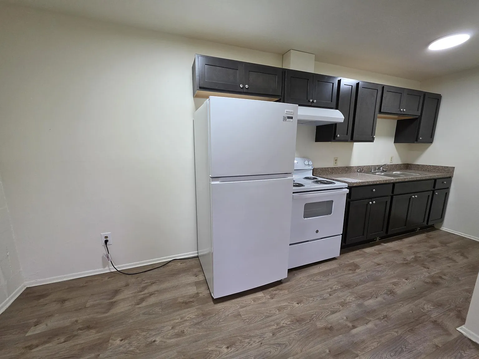 1 bed, 690 sqft, $800 — Photo 4