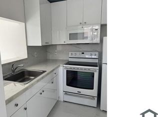 1371 NW 3rd St, Miami, FL 33125