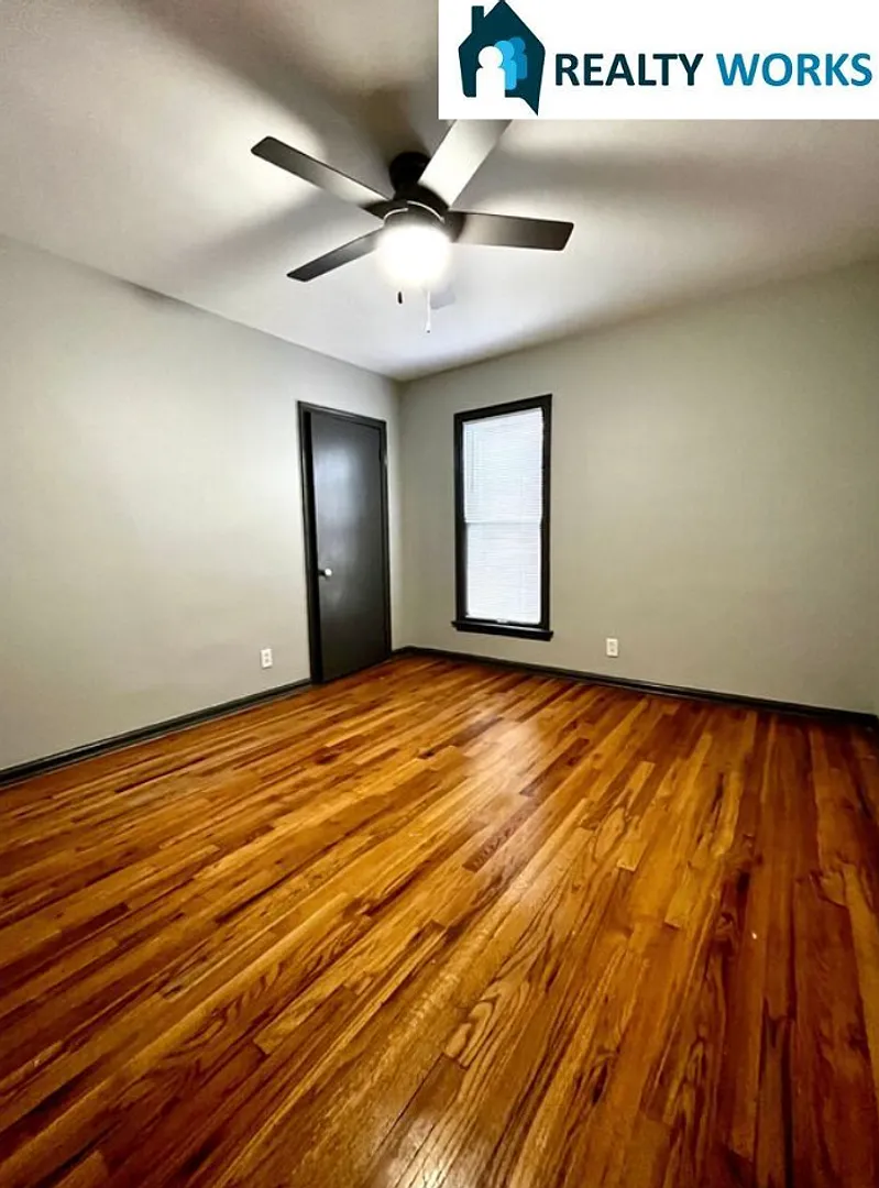 1619-1623 D Street — Photo 3